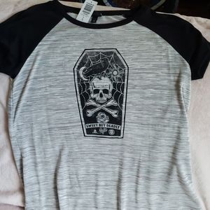 Net skull shirt. Torrid 0